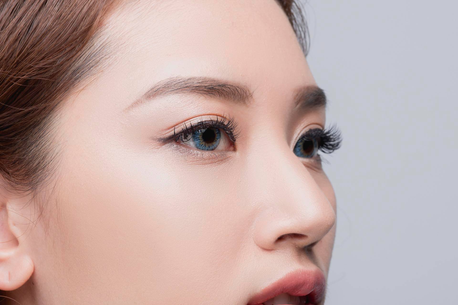 Chăm sóc lông mày cẩn thận