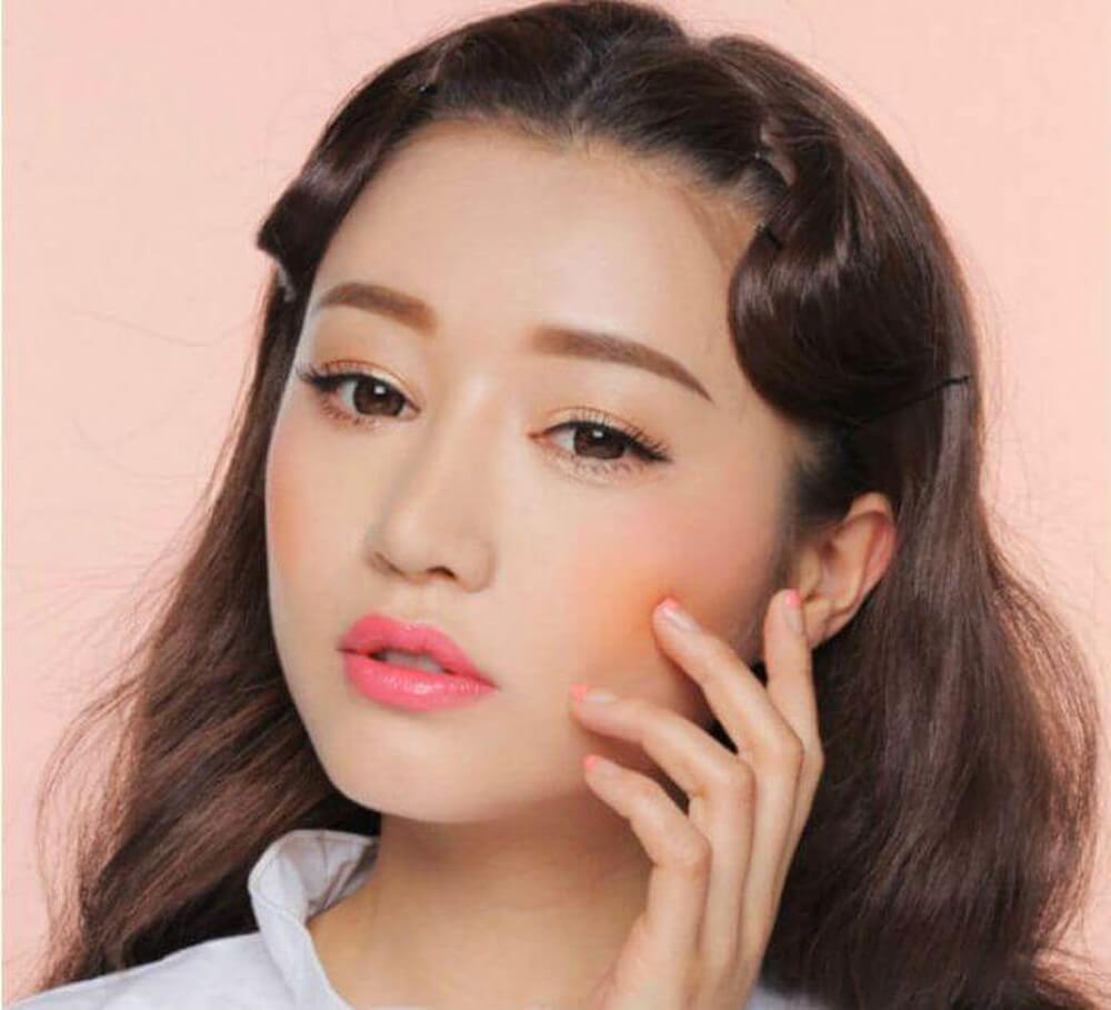 Cần chọn màu má phù hợp với màu da