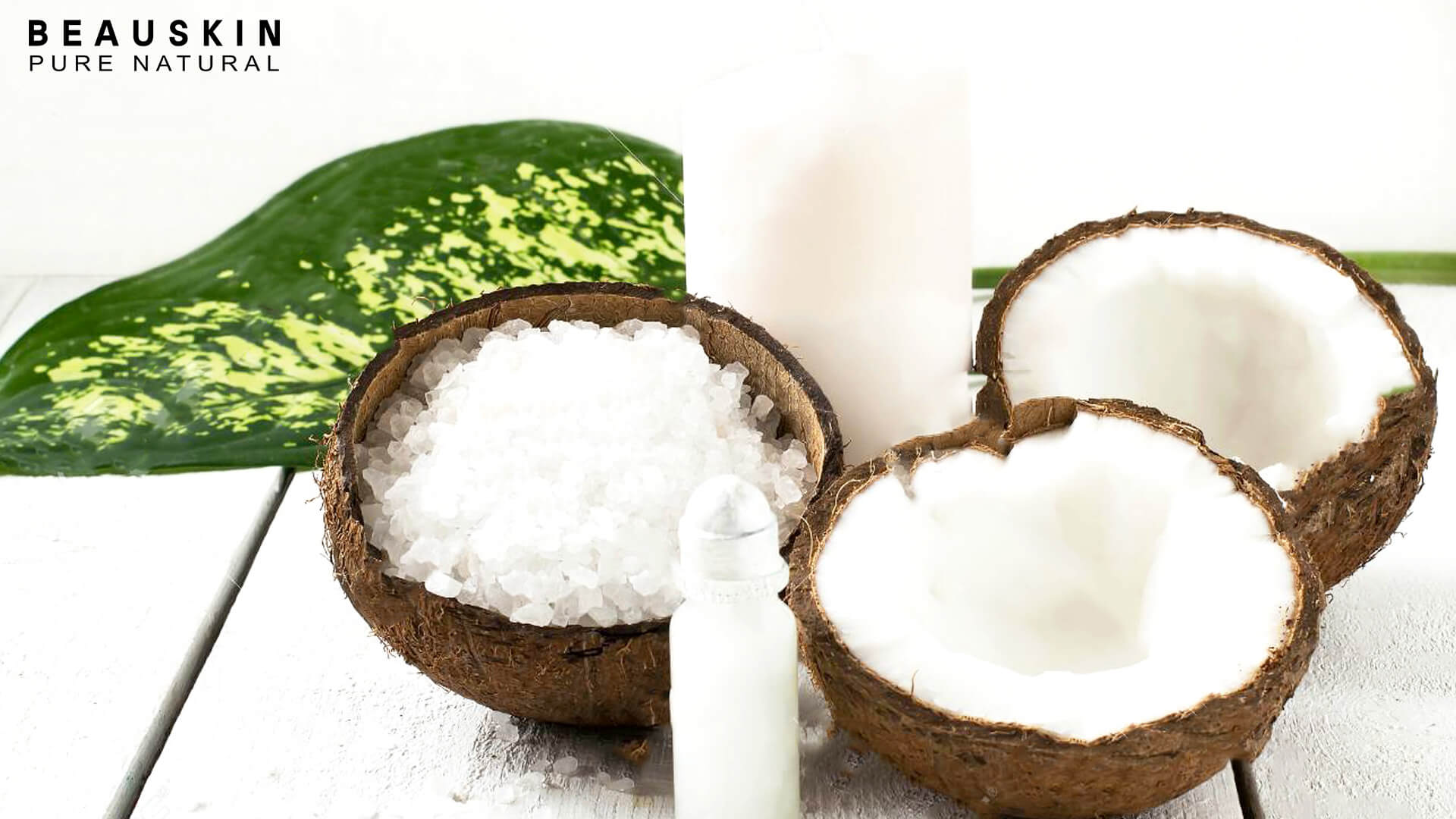 Cách tẩy da chết body tại nhà với dầu dừa và muối biển